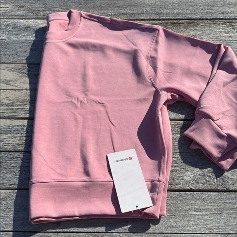 LULULEMON x Peloton Softstreme Perfectly Oversized Cropped Crew size 10 NWT pink